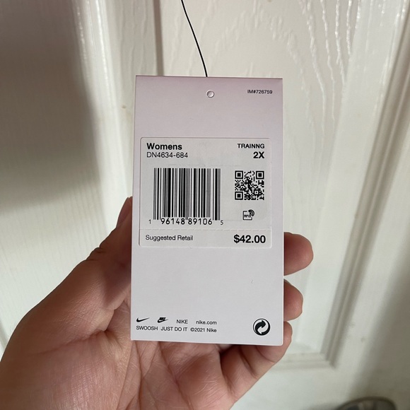 NWT Pink NIKE SWOOSH BRA - Picture 9 of 10